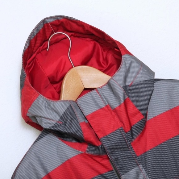 Burton Red and Gray Striped Ski Jacket - Picture 9 of 15